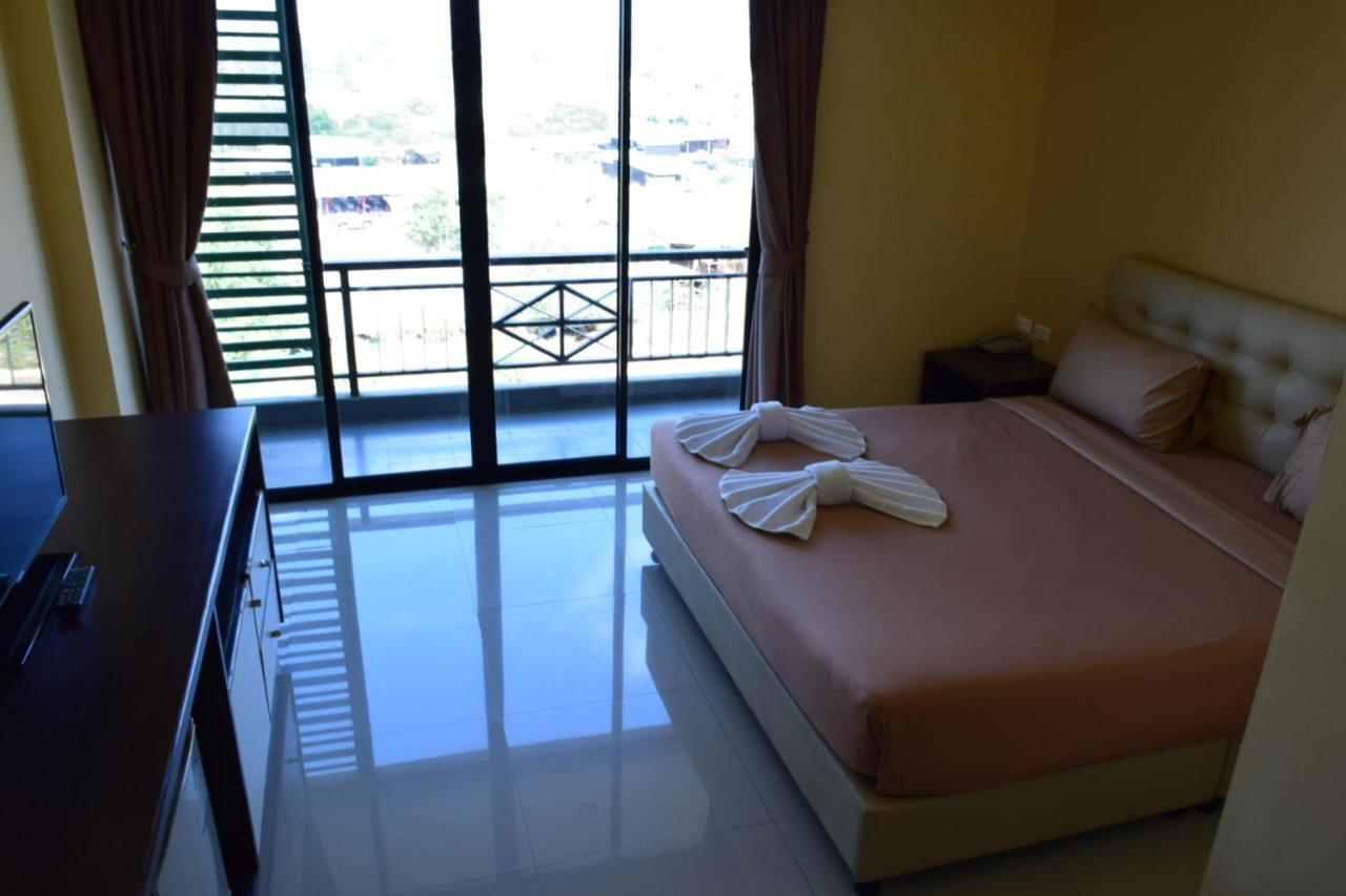 Spm Residence Resort & Spa Si Racha Exterior foto